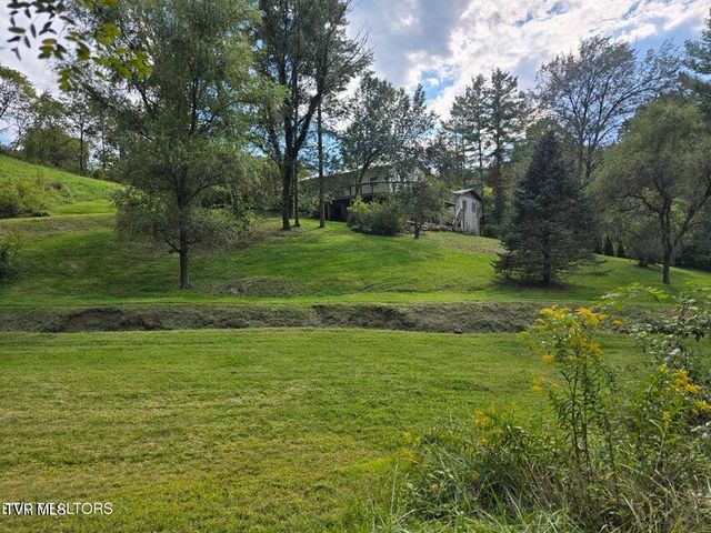 197 Wolfe Road, Sneedville, TN 37869