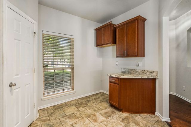 10969 Colonial Heights Lane, Fort Worth, TX 76179