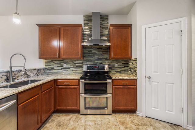 10969 Colonial Heights Lane, Fort Worth, TX 76179