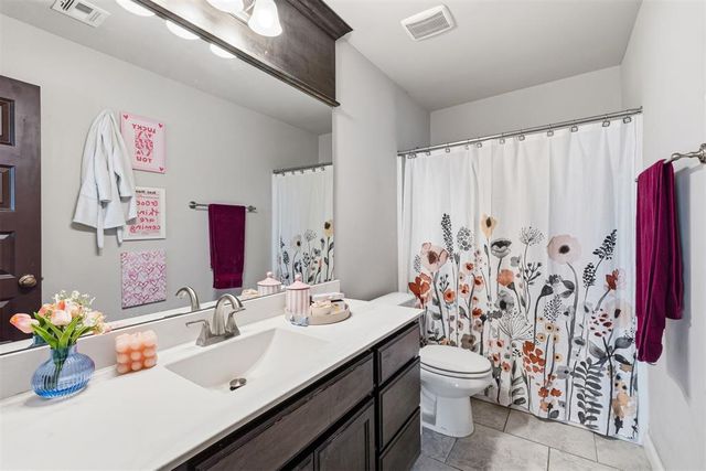 11001 NW 97th Street, Yukon, OK 73099