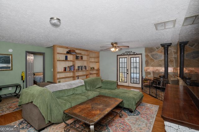 112 Lumpkin View Drive, Cleveland, GA 30528