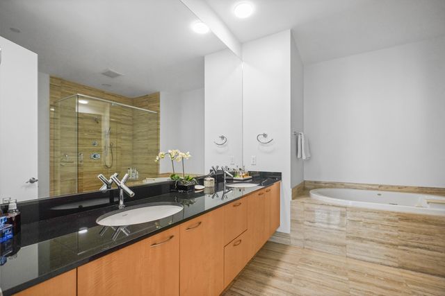 15901 Collins Avenue 3902, Sunny Isles Beach, FL 33160