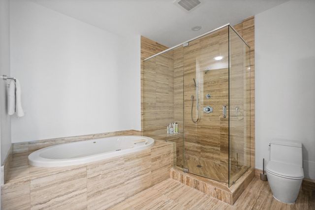 15901 Collins Avenue 3902, Sunny Isles Beach, FL 33160