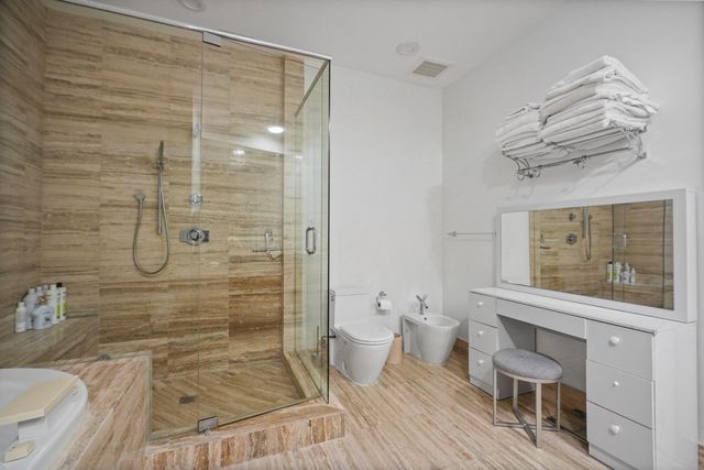 15901 Collins Avenue 3902, Sunny Isles Beach, FL 33160