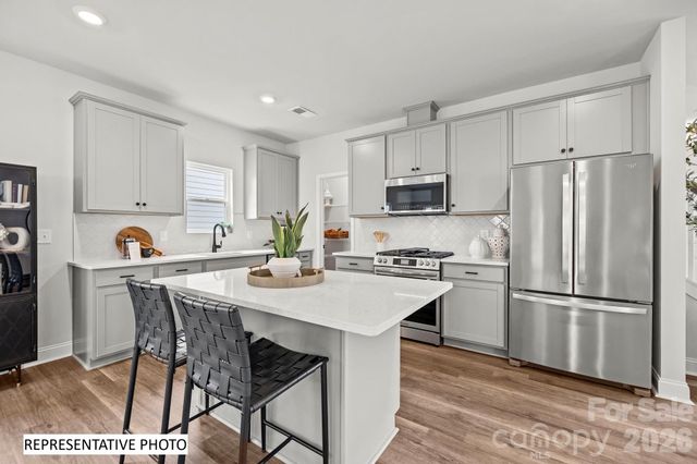 4009 Grommet Court, Matthews, NC 28105