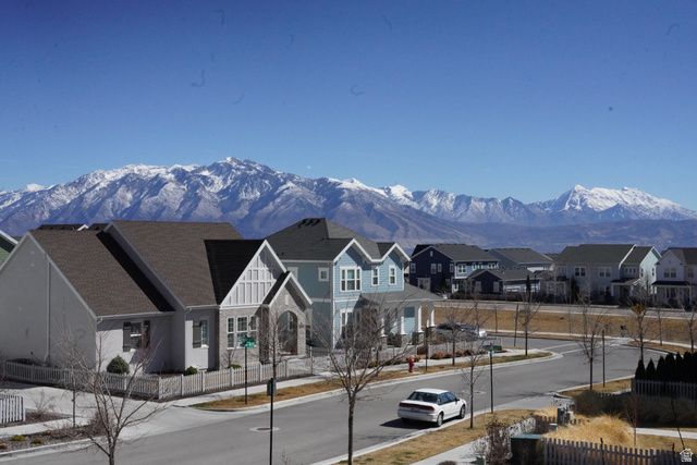 10726 S OQUIE RD, South Jordan, UT 84009