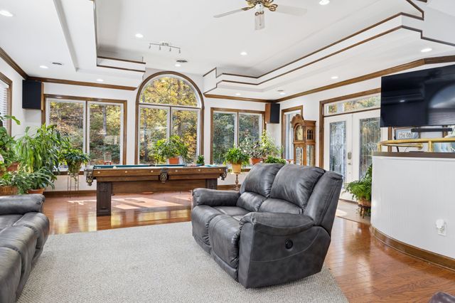 2745 Windemere Dr, Nashville, TN 37214