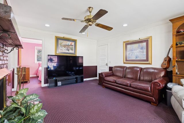 2745 Windemere Dr, Nashville, TN 37214