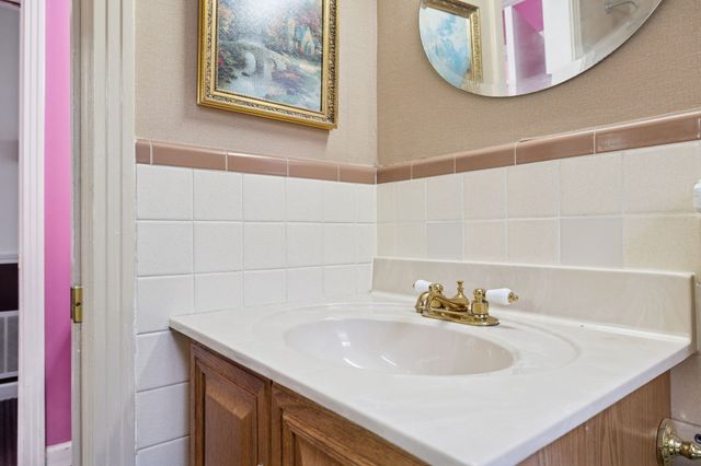 2745 Windemere Dr, Nashville, TN 37214