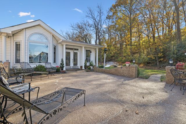 2745 Windemere Dr, Nashville, TN 37214