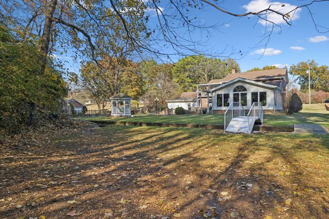 2745 Windemere Dr, Nashville, TN 37214