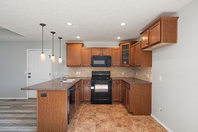 4100 N Grassland Drive, Ozark, MO 65721