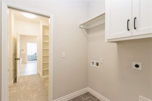 11419 S Waterford Drive, Olathe, KS 66061