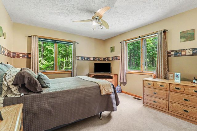 11024 W Peck Lake Road, Lowell, MI 49331