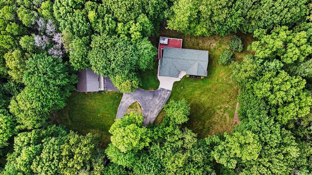 11024 W Peck Lake Road, Lowell, MI 49331