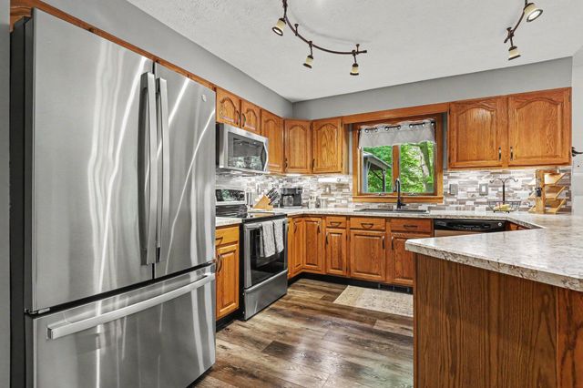 11024 W Peck Lake Road, Lowell, MI 49331