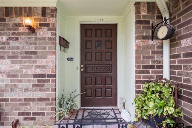 1322 E Hankerson St, Tyler, TX 75701