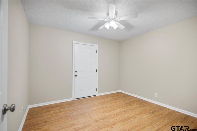 1322 E Hankerson St, Tyler, TX 75701