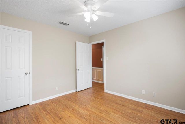 1322 E Hankerson St, Tyler, TX 75701