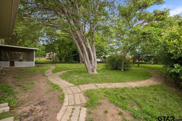 1322 E Hankerson St, Tyler, TX 75701