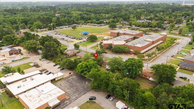 1322 E Hankerson St, Tyler, TX 75701