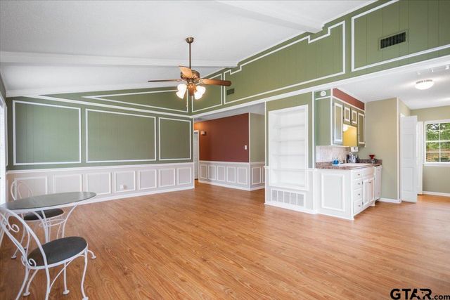 1322 E Hankerson St, Tyler, TX 75701