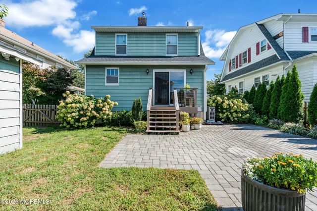103 Mclaren Street, Red Bank, NJ 07701