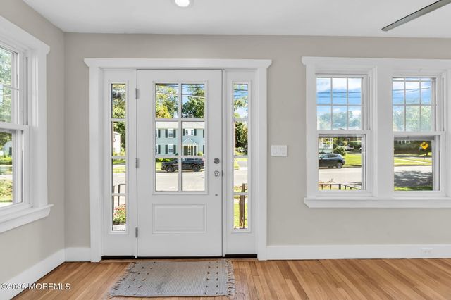 103 Mclaren Street, Red Bank, NJ 07701