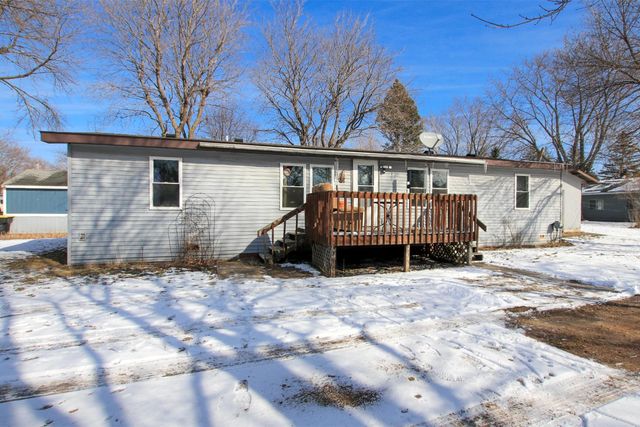 541 NW 3rd Street, Buffalo Lake, MN 55314