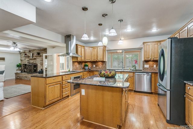 11102 Whisper Hollow, San Antonio, TX 78230