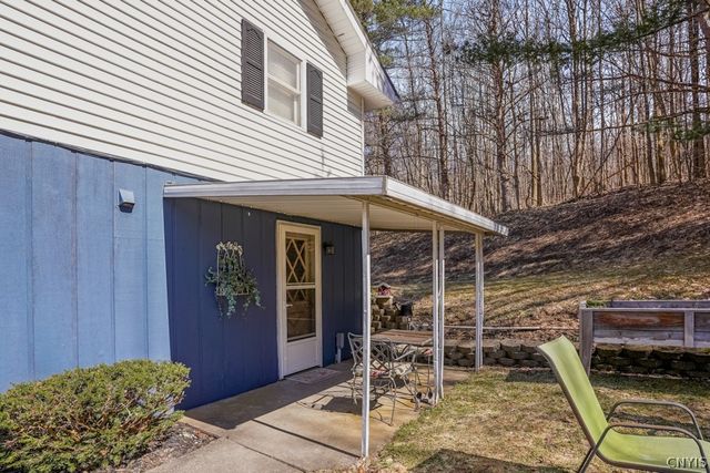 1214 Elizabethtown Rd, German Flatts, NY 13357