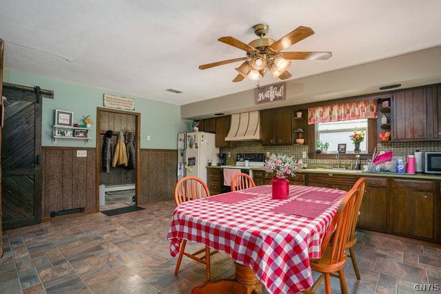 1214 Elizabethtown Rd, German Flatts, NY 13357