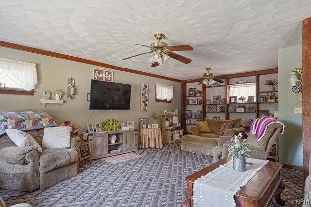 1214 Elizabethtown Rd, German Flatts, NY 13357