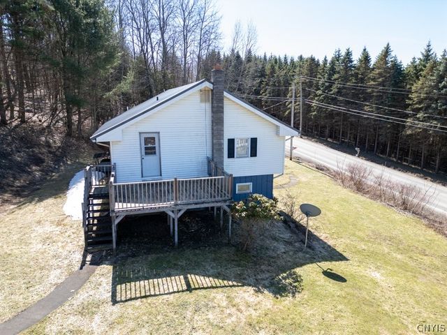 1214 Elizabethtown Rd, German Flatts, NY 13357