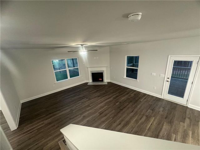 502 Walnut Creek Parkway, Pendergrass, GA 30567