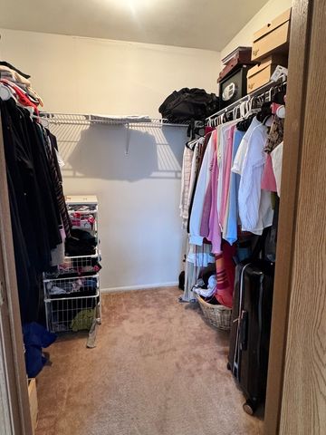 201 S Maple Avenue 411, Oak Park, IL 60302