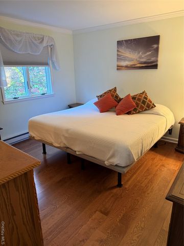 128 Lookout Pass, Stormville, NY 12582