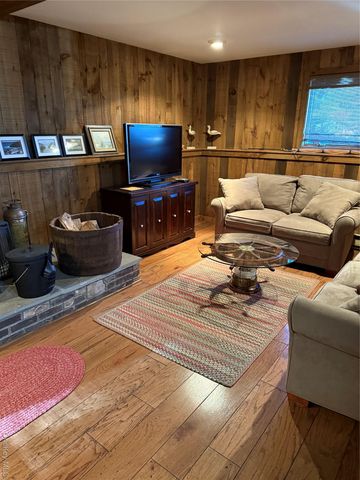 128 Lookout Pass, Stormville, NY 12582