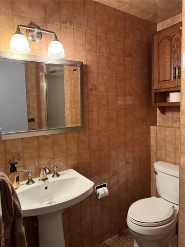 128 Lookout Pass, Stormville, NY 12582