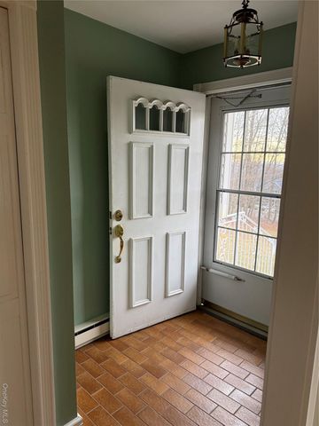 128 Lookout Pass, Stormville, NY 12582