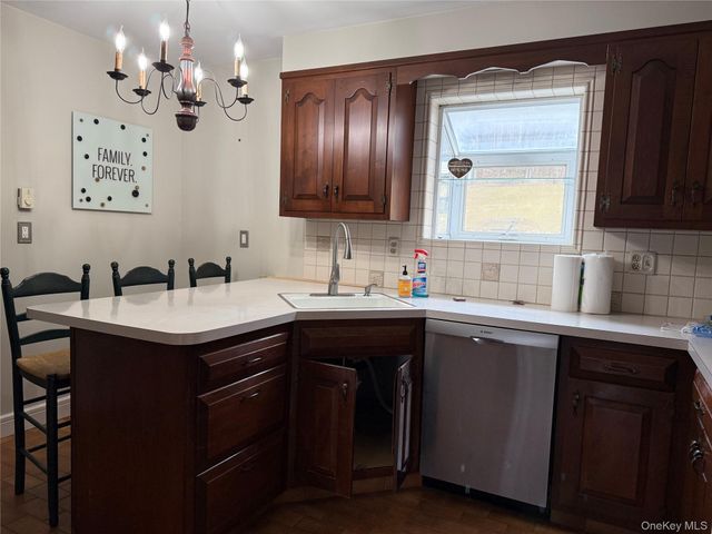 128 Lookout Pass, Stormville, NY 12582