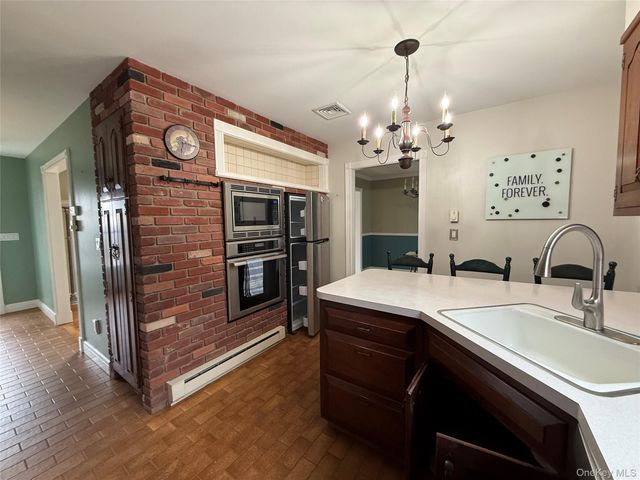 128 Lookout Pass, Stormville, NY 12582