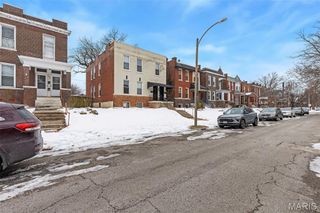 738 Dover Place, St Louis, MO 63111
