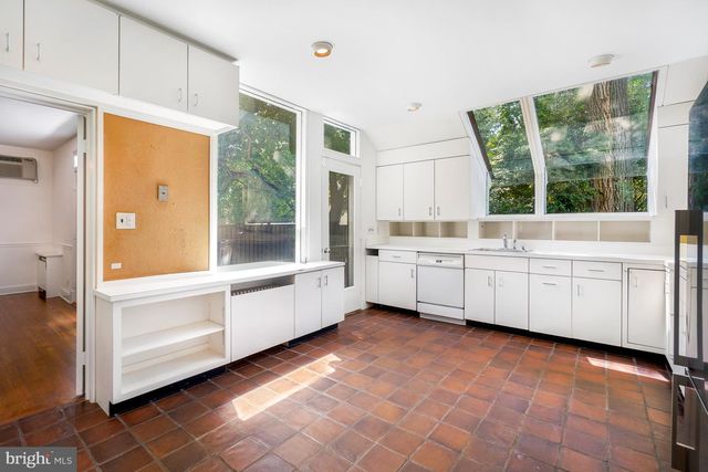 6704 MAPLE AVE, Chevy Chase, MD 20815