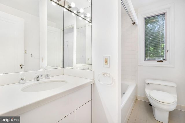 6704 MAPLE AVE, Chevy Chase, MD 20815