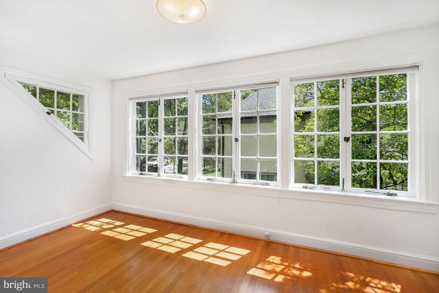 6704 MAPLE AVE, Chevy Chase, MD 20815