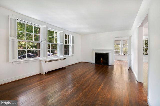 6704 MAPLE AVE, Chevy Chase, MD 20815