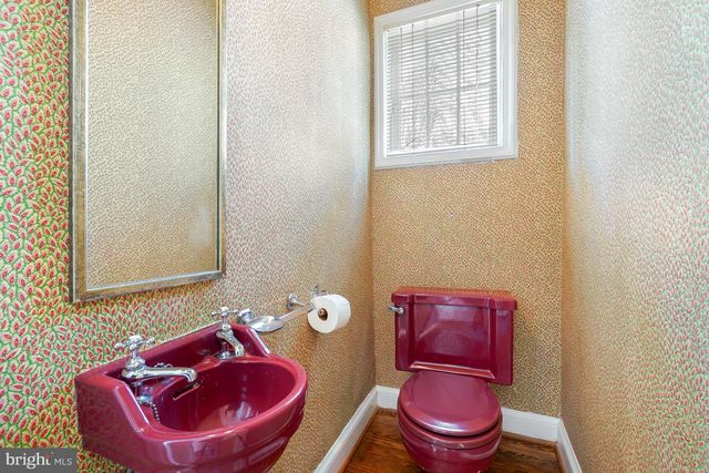 6704 MAPLE AVE, Chevy Chase, MD 20815