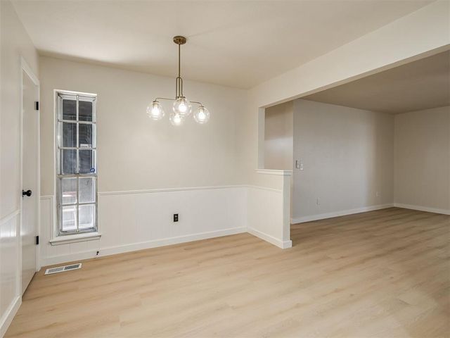 601 Wood Crest Street, Moore, OK 73160