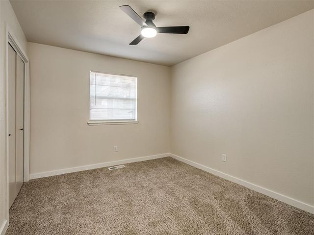 601 Wood Crest Street, Moore, OK 73160